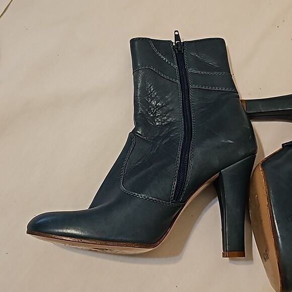 COPY - Marc Jacobs teal bootie size 7 - Picture 2 of 9